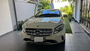 Mercedes-Benz GLA180 2018 SUV (Used)