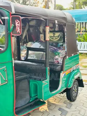 Bajaj 4 Stroke 2012 Three Wheel (Used)