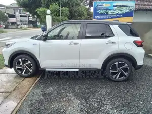 Daihatsu Rocky Hybrid Premium G 2026 SUV Unregistered (Recondition)