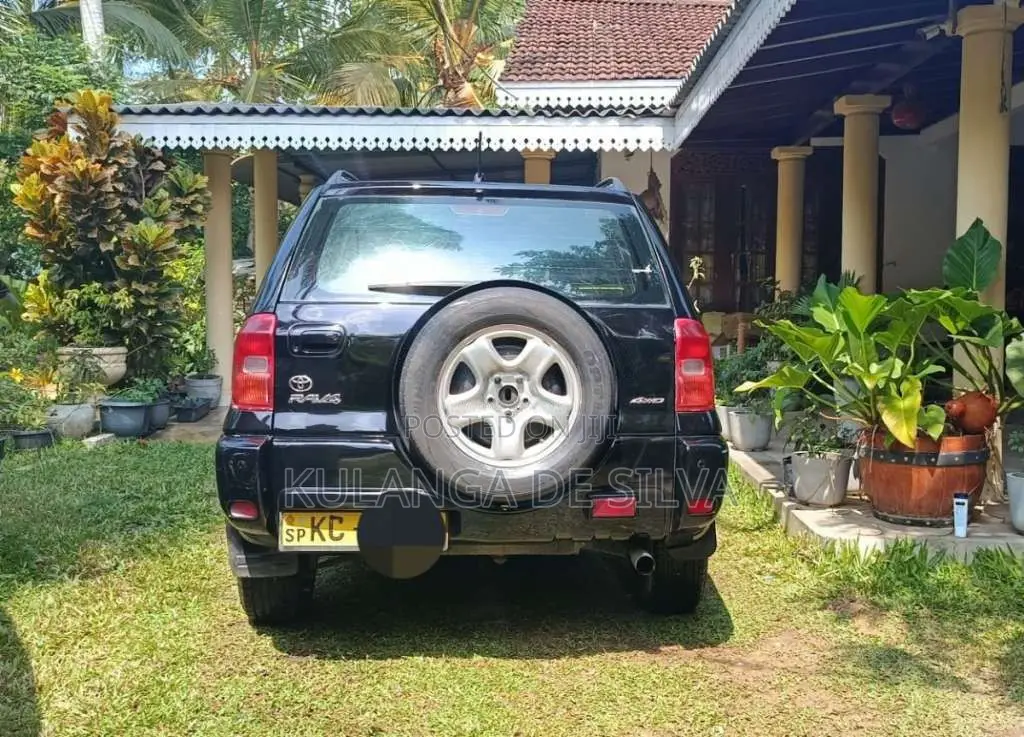 Toyota RAV4 2002 SUV (Used)