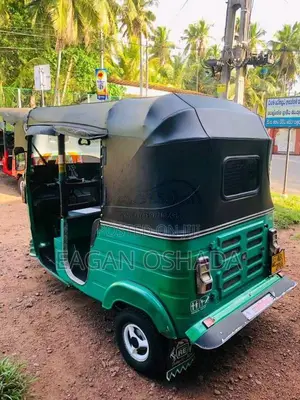 Bajaj 4 stroke 2016 Three Wheel (Used)