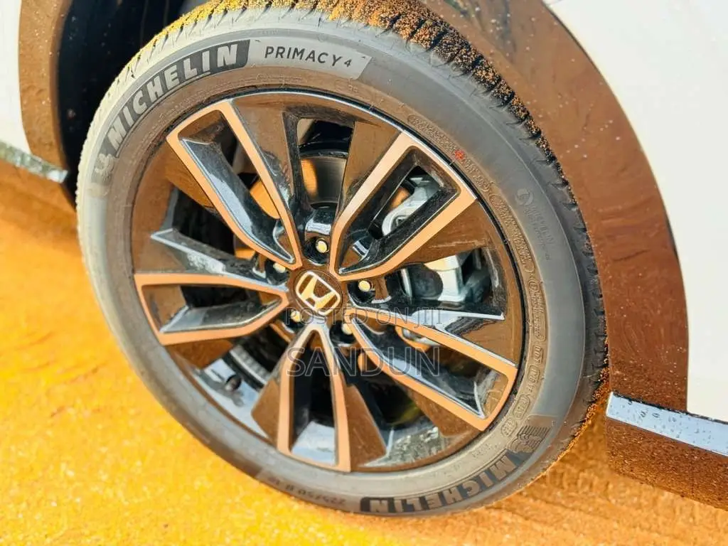 Honda VEZEL RS 2025 SUV Brand New