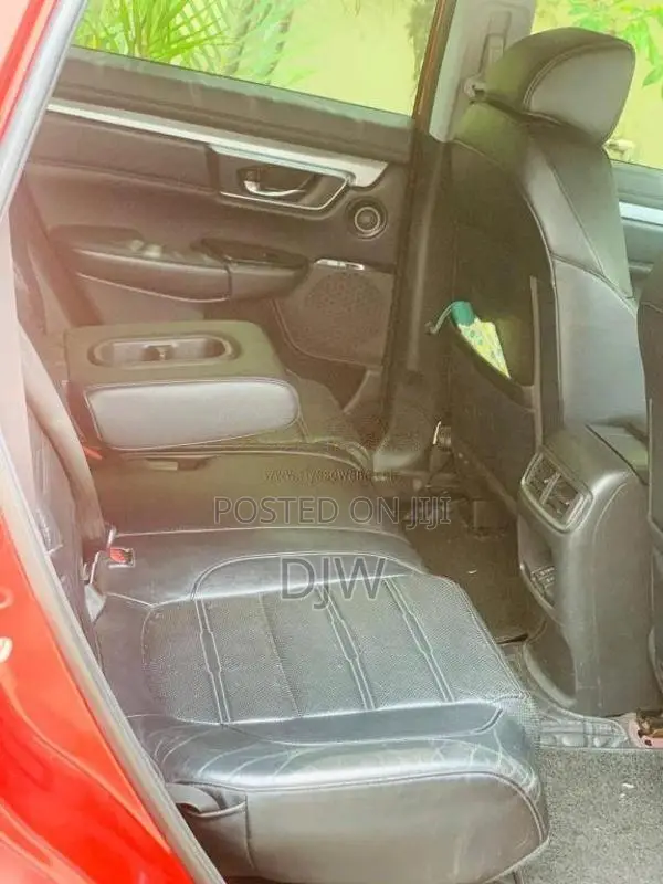 Honda CRV 2018 SUV (Used)