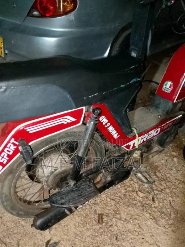 TVS King 2000 Three Wheel (Used)