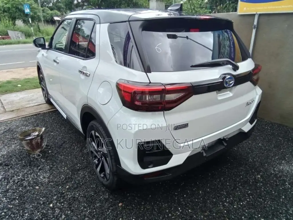 Daihatsu Rocky Hybrid Premium G 2026 SUV Unregistered (Recondition)