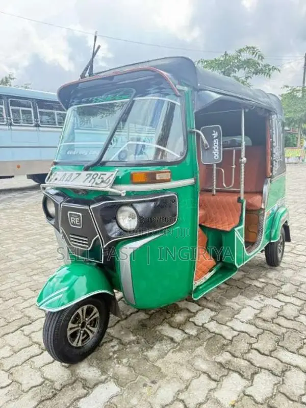 Bajaj RE 4 Stroke 2015 Three Wheel (Used)