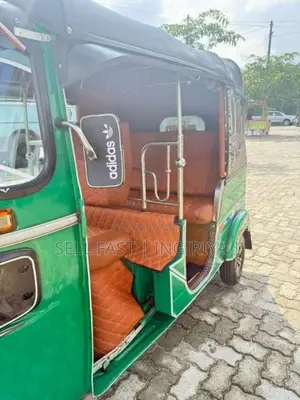Bajaj RE 4 Stroke 2015 Three Wheel (Used)