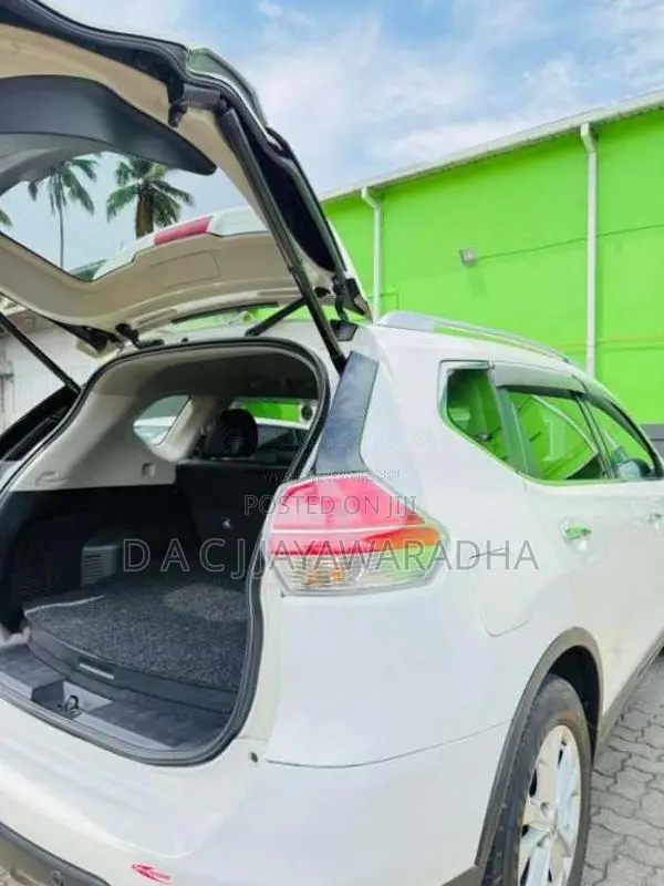 Nissan X-Trail 2015 SUV (Used)