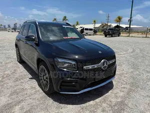 Mercedes-Benz GLB200 2024 SUV Unregistered (Recondition)
