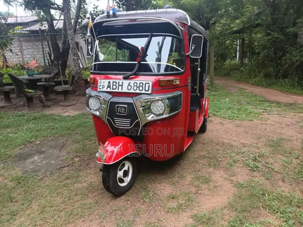 Bajaj 4 stroke 2015 Three Wheel (Used)