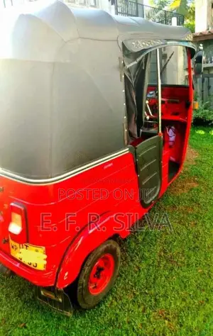 Bajaj 4 Stroke 2010 Three Wheel (Used)