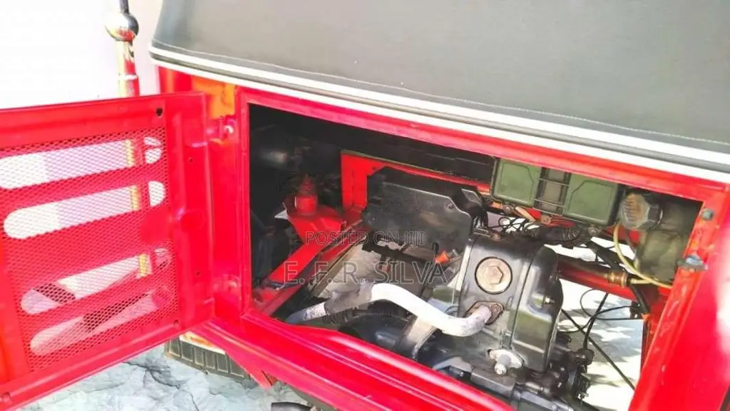 Bajaj 4 Stroke 2010 Three Wheel (Used)