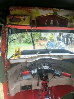 Bajaj 4 stroke 2015 Three Wheel (Used)
