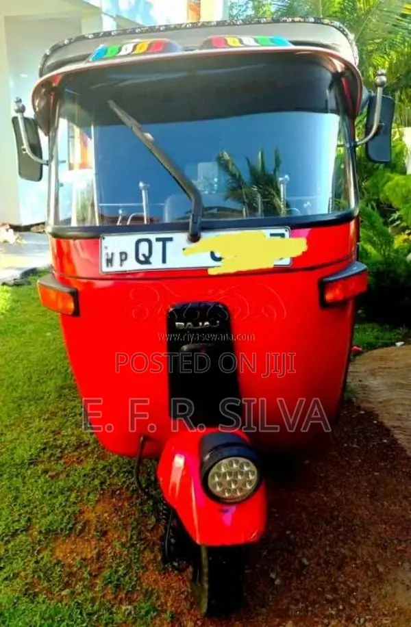 Bajaj 4 Stroke 2010 Three Wheel (Used)
