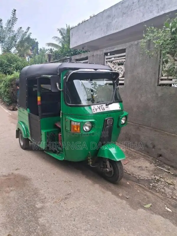 Bajaj RE 4 Stroke 2010 Three Wheel (Used)