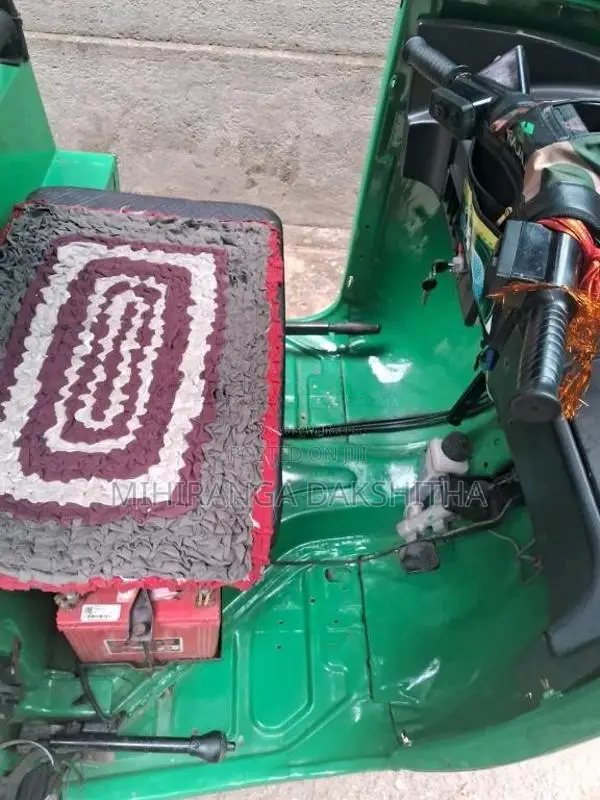 Bajaj RE 4 Stroke 2010 Three Wheel (Used)