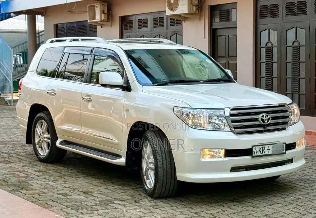 Toyota Land Cruiser Sahara ZX 2011 SUV (Used)