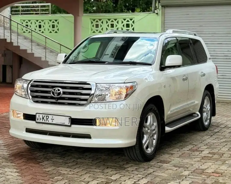 Toyota Land Cruiser Sahara ZX 2011 SUV (Used)
