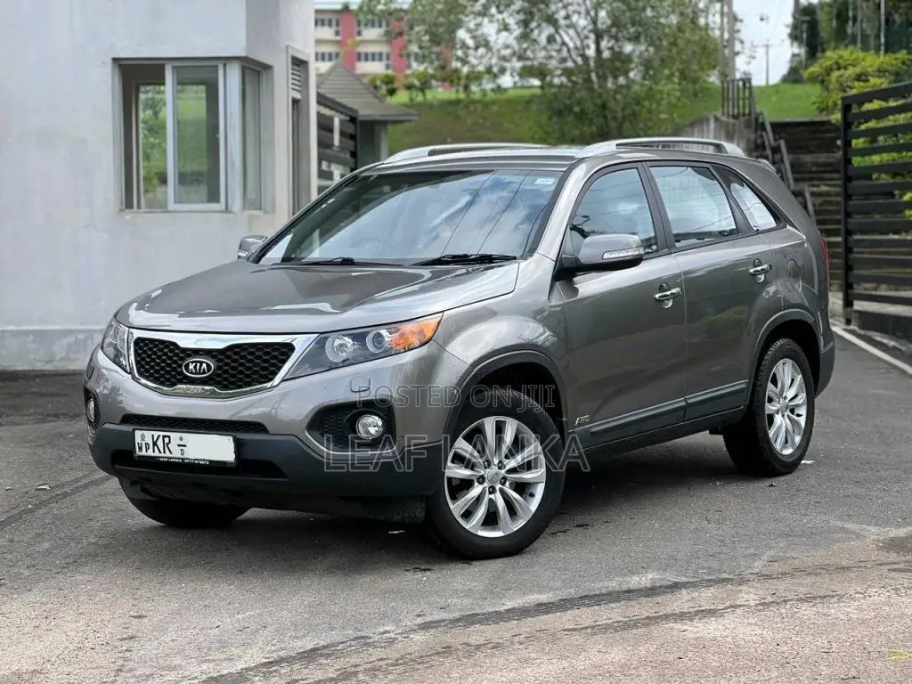 Kia Sorento 2011 SUV (Used)
