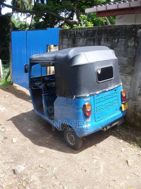 TVS KING 2014 Three Wheel (Used)