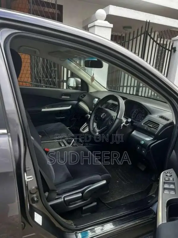 Honda CRV 2015 SUV (Used)