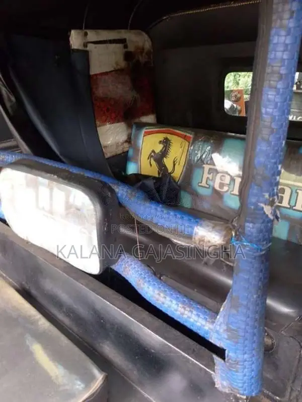 Bajaj 4 Stroke 2014 Three Wheel (Used)