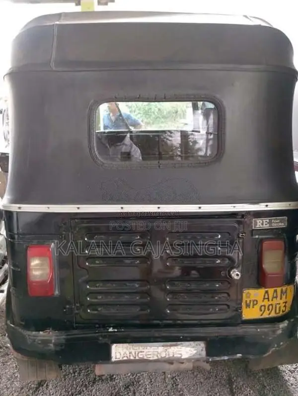 Bajaj 4 Stroke 2014 Three Wheel (Used)