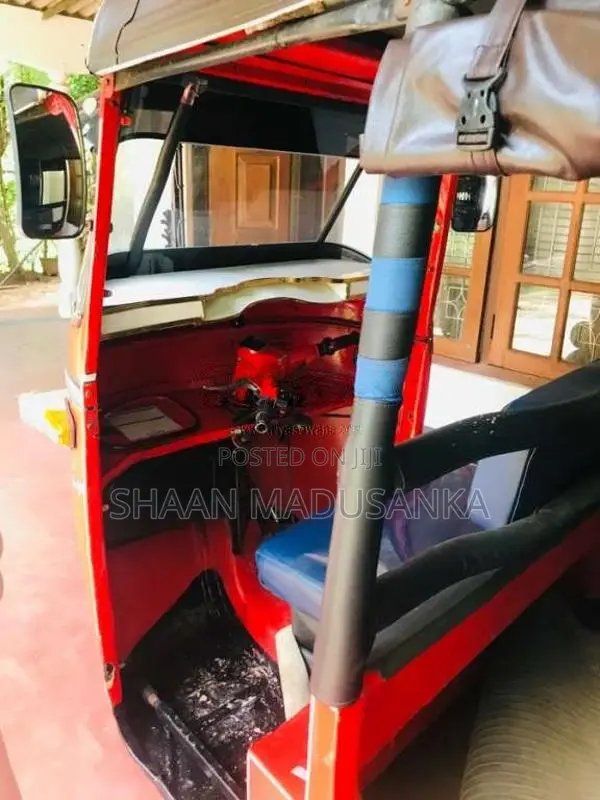 Bajaj RE 1997 Three Wheel (Used)