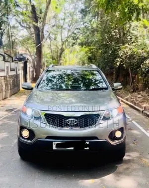 Kia Sorento 2011 SUV (Used)