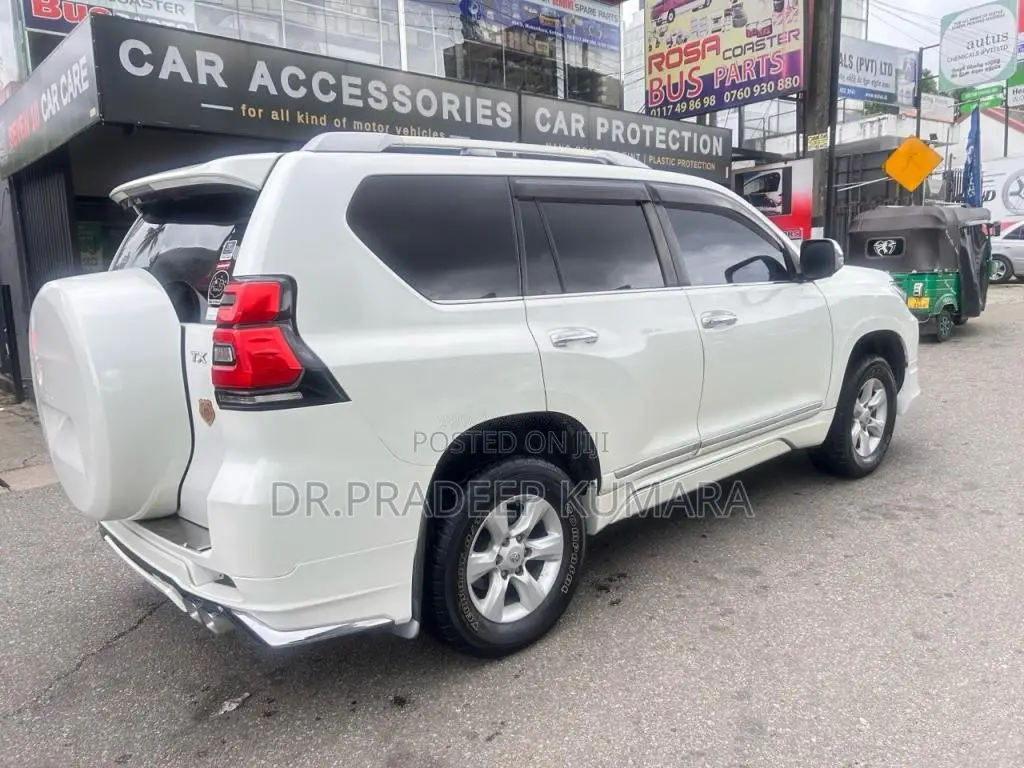 Toyota Land Cruiser Prado 150 2011 SUV (Used)