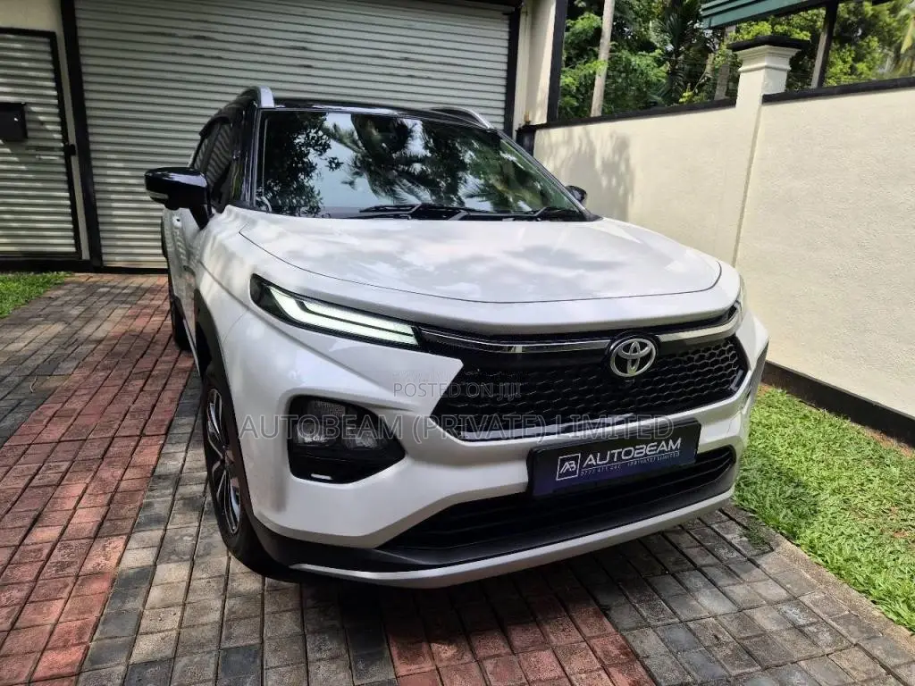 Toyota Taisor 2024 SUV (Used)