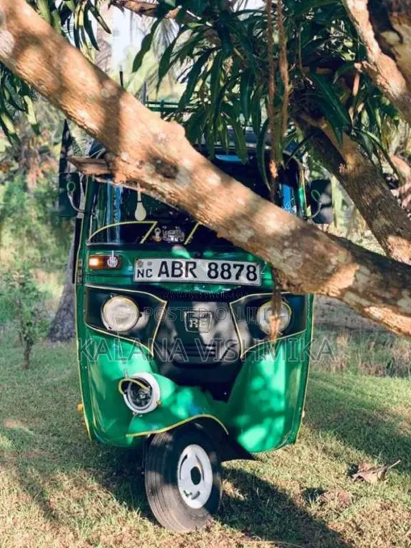 Bajaj 4 Stroke 2018 Three Wheel (Used)