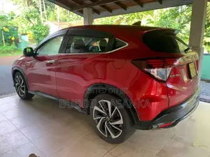Honda Vezel 2017 SUV (Used)