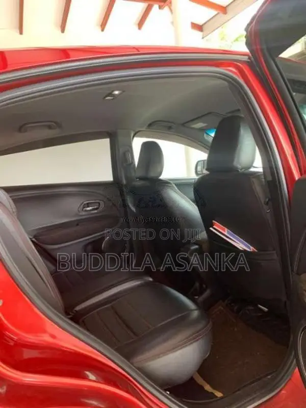 Honda Vezel 2017 SUV (Used)