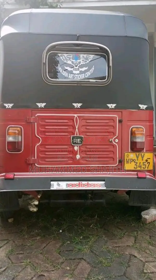 Bajaj RE 205 2012 Three Wheel (Used)