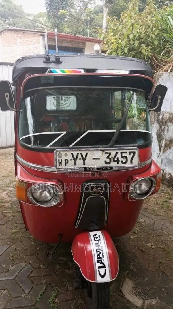 Bajaj RE 205 2012 Three Wheel (Used)
