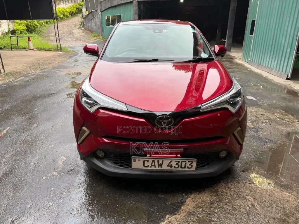 Toyota CHR 2017 SUV (Used)