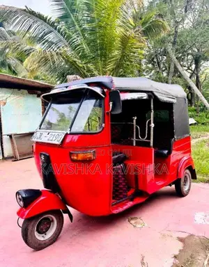 Bajaj 2 Stroke 2000 Three Wheel (Used)
