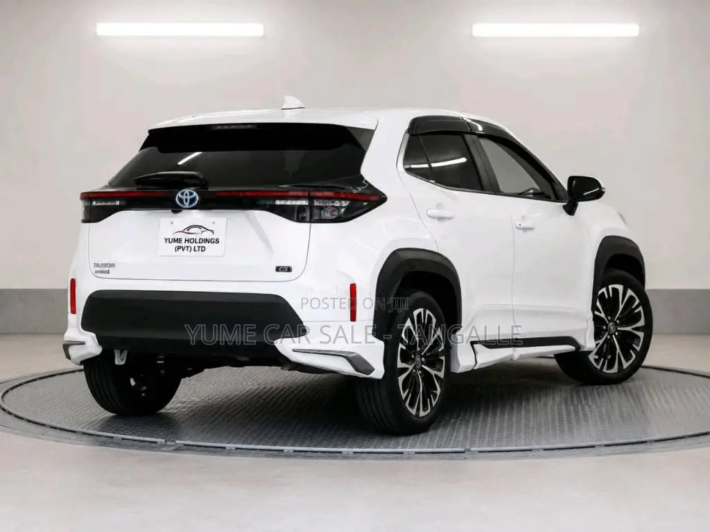 Toyota Yaris Cross 2025 SUV Brand New