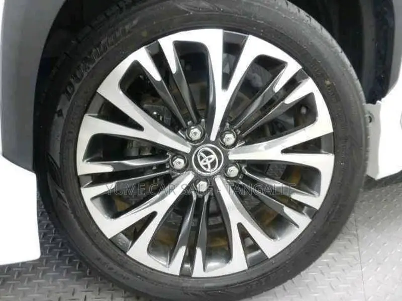 Toyota Yaris Cross 2025 SUV Brand New