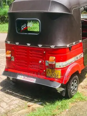 Bajaj RE 2 Stroke 2006 Three Wheel (Used)