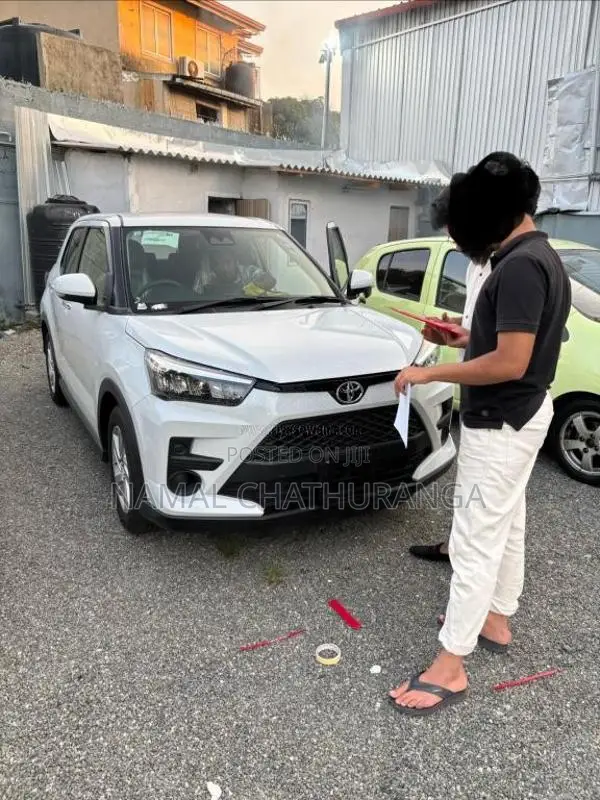 Toyota Raize 2022 SUV (Used)