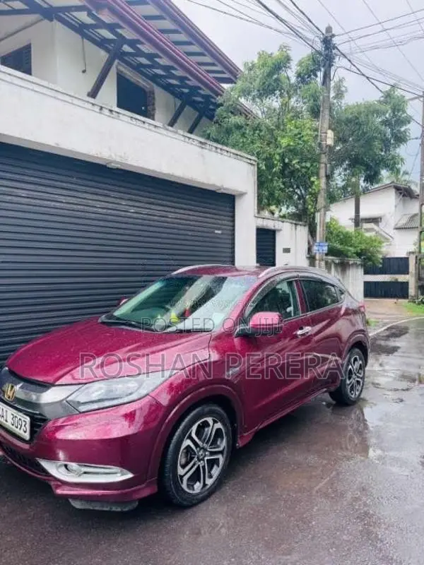 Honda Vezel 2014 SUV (Used)
