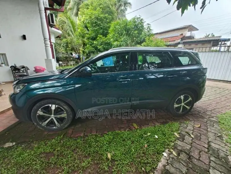 Peugeot 5008 2019 SUV (Used)