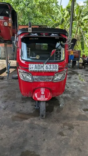 TVS King 2016 Three Wheel (Used)