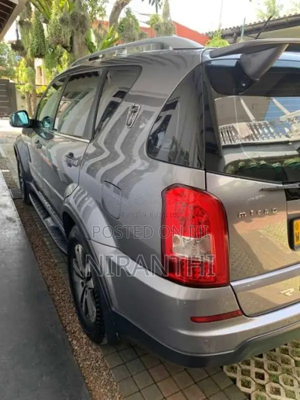 Micro Rexton 2015 SUV (Used)