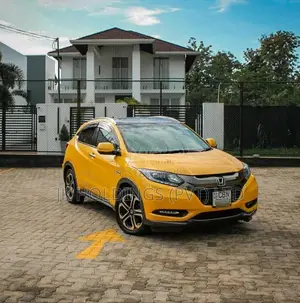 Honda Vezel 2017 SUV (Used)