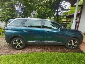 Peugeot 5008 2019 SUV (Used)