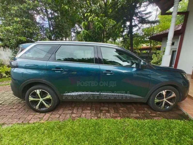 Peugeot 5008 2019 SUV (Used)