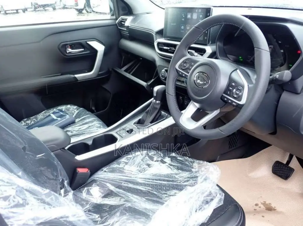 Daihatsu Rocky Hybrid Premium G 2026 SUV Unregistered (Recondition)